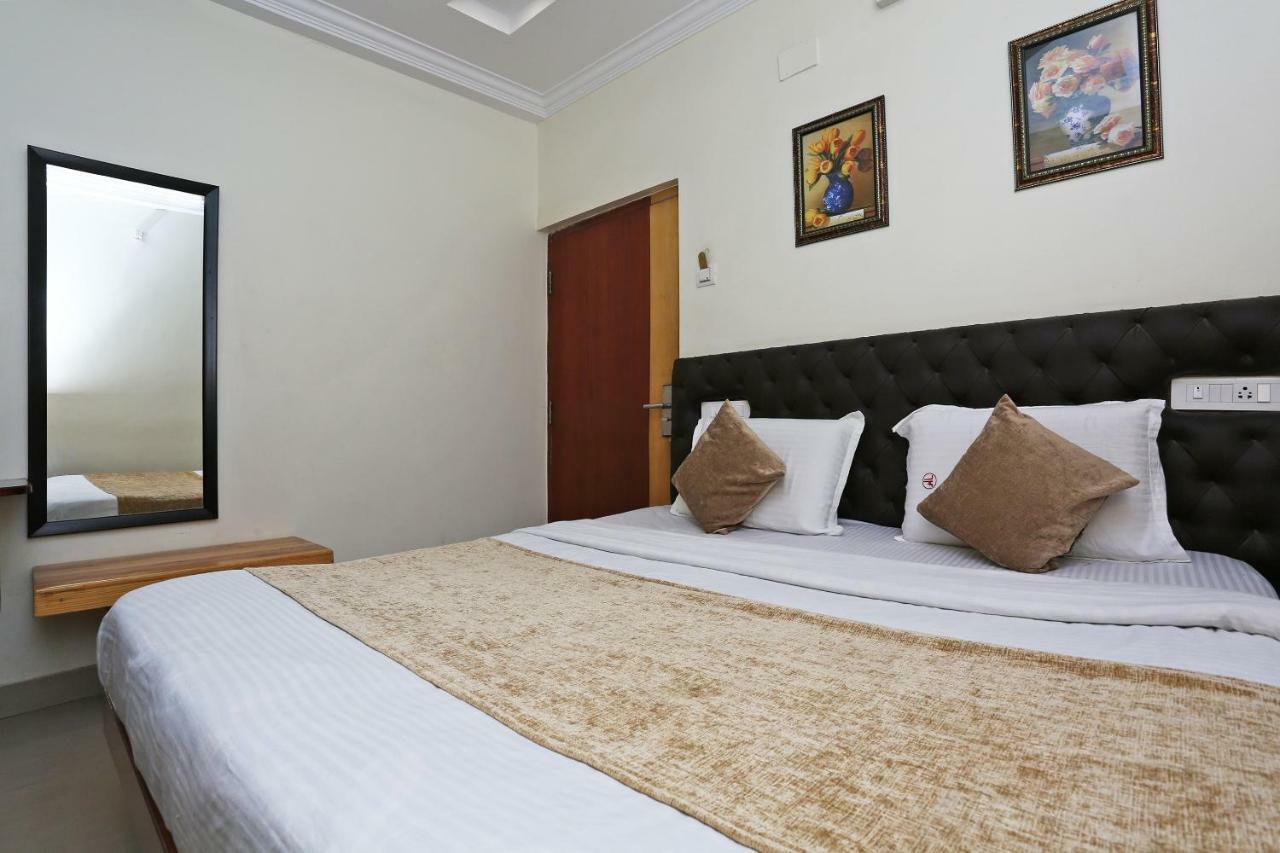 Oyo 3019 Hotel Lingaraj Bhubaneswar Exterior foto