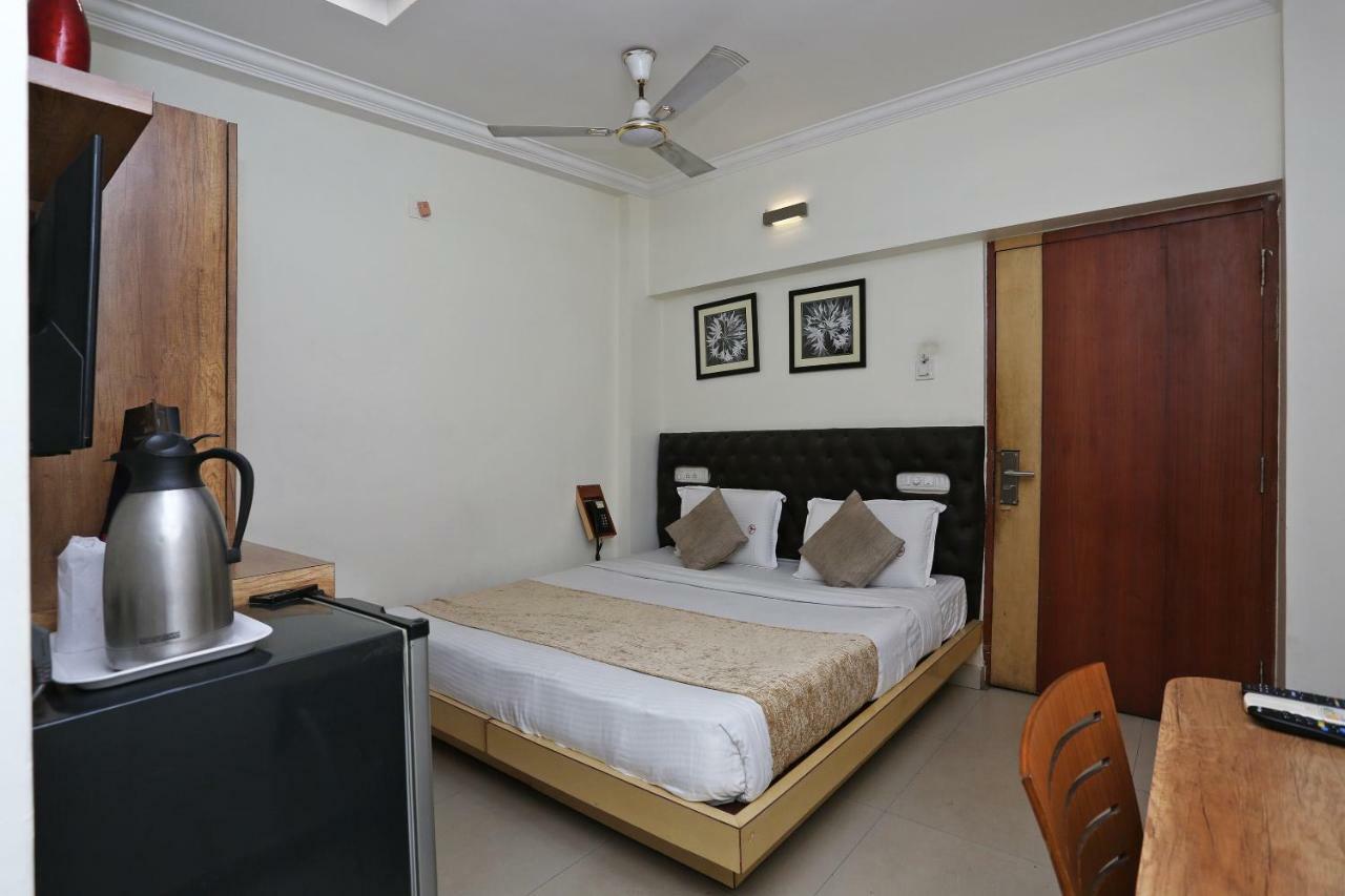 Oyo 3019 Hotel Lingaraj Bhubaneswar Exterior foto